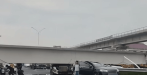 网传南通“桥掉下来了”消息不实 当地通报：系装载混凝土预制箱梁的半挂车 ...