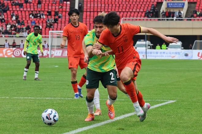 邀请赛：“徐州姆巴佩”苗润东发挥抢眼，U19国足1比0击败澳大利亚 ...