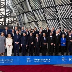 匈牙利和斯洛伐克坚决反对，峰会气氛冷淡尴尬，欧盟未通过900亿欧元援乌贷 ...