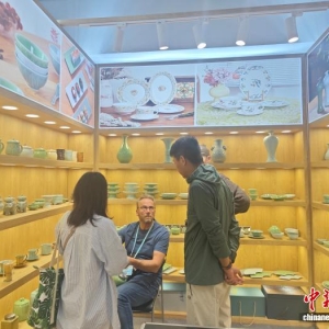 浙江龙泉：侨贸一体化打通山区产业出海路