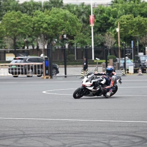 活力中国调研行丨一体压铸车架“突围”记